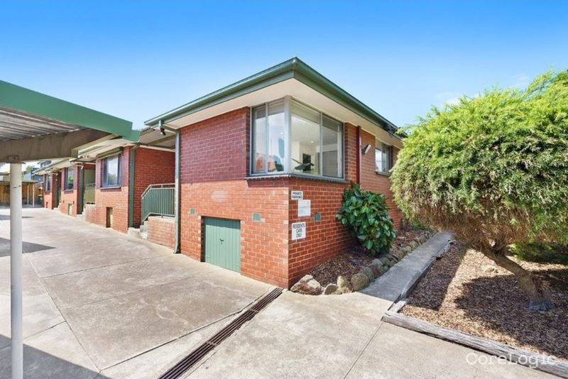 Investment property in Melbourne, VIC bought in 2025