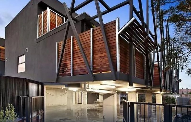 Investment property bought for a client in St Kilda East, VIC